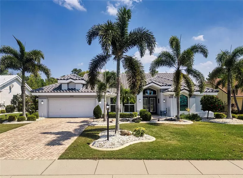 2008 S PEBBLE BEACH BLVD, Sun City Center, FL 33573