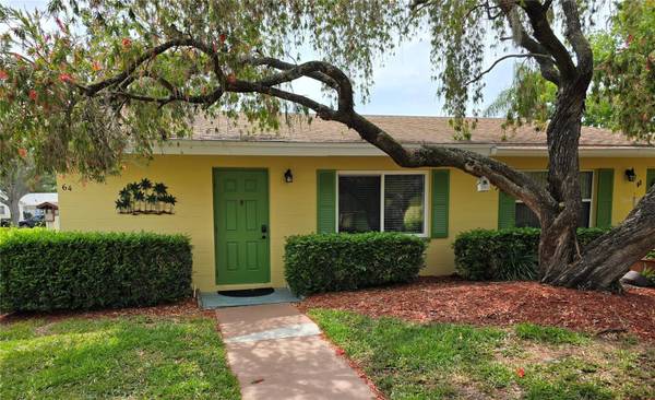 401 DORCHESTER PL #64, Sun City Center, FL 33573