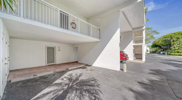 Longboat Key, FL 34228,5055 GULF OF MEXICO DR #116