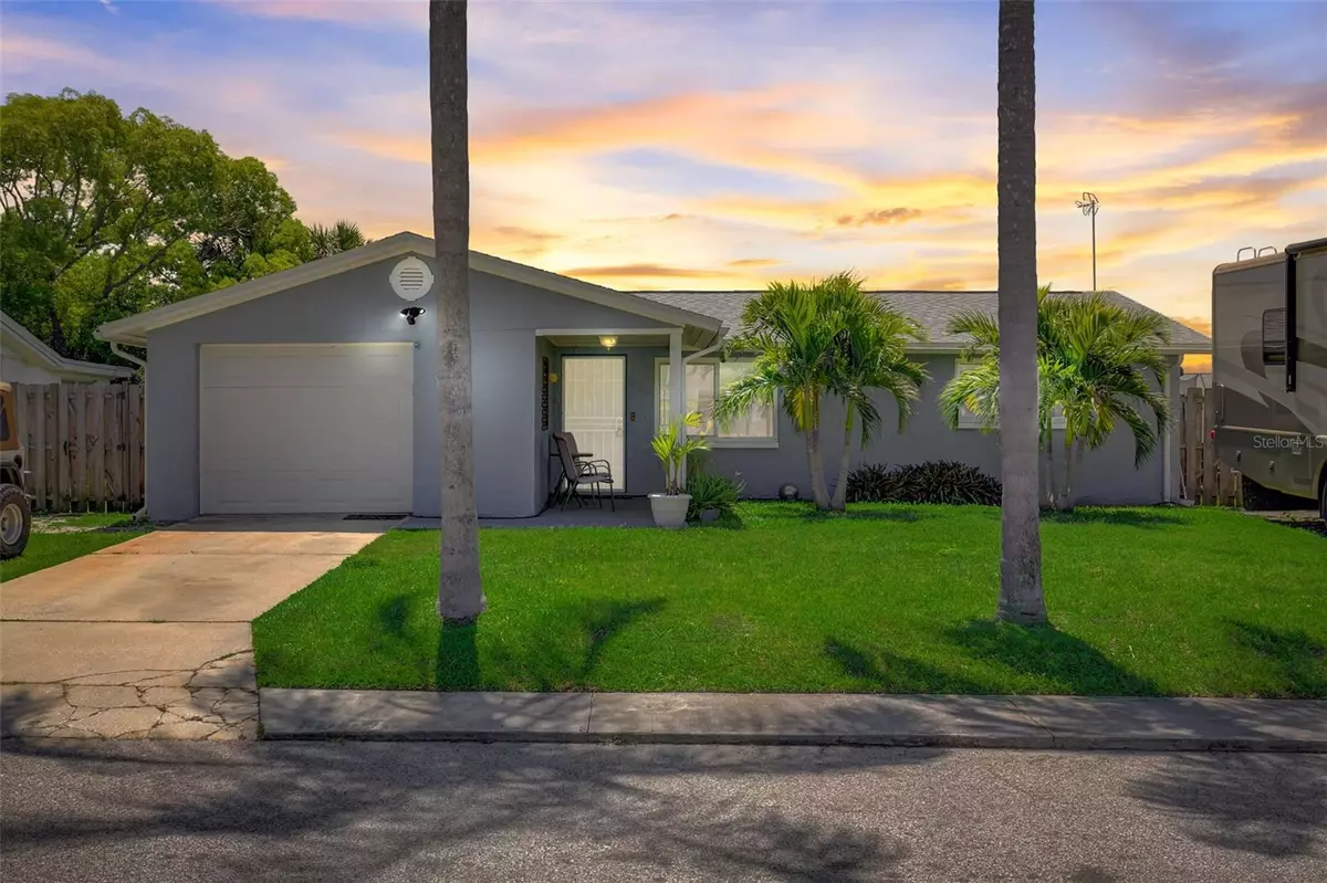 Holiday, FL 34691,3404 GARFIELD DR
