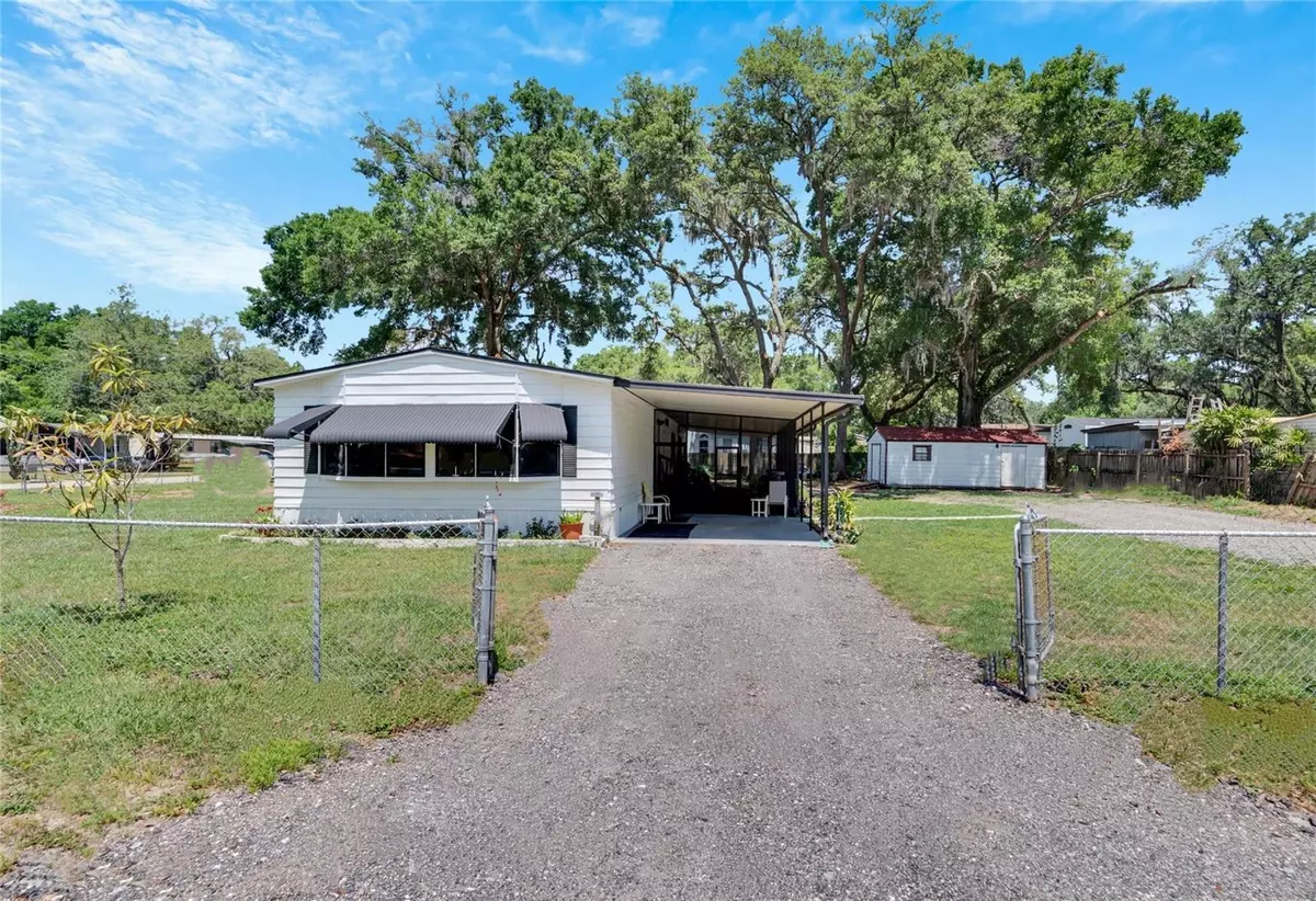 Seffner, FL 33584,1013 LIANNE PL