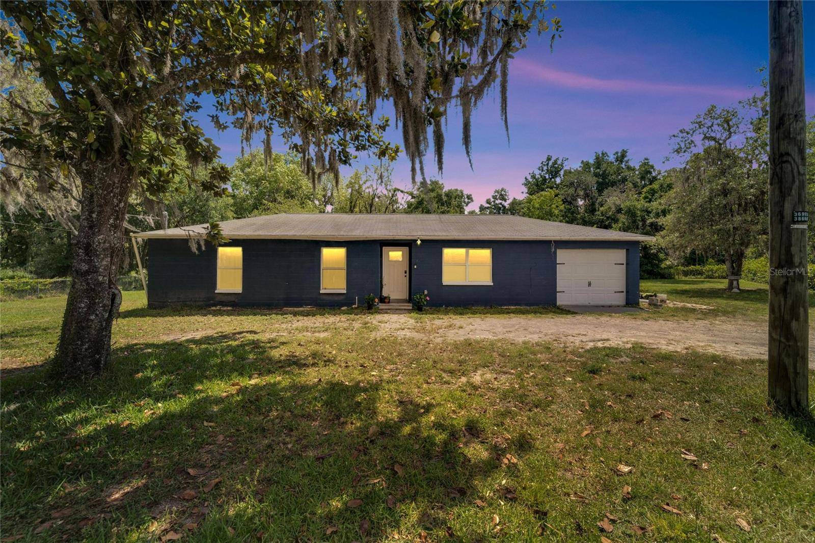1716 E KEYSVILLE RD, Lithia, FL 33547
