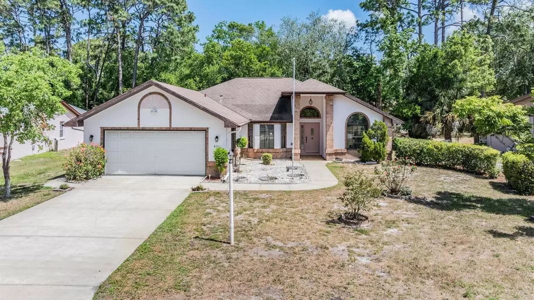 8441 DUNNELLON RD, Weeki Wachee, FL 34613