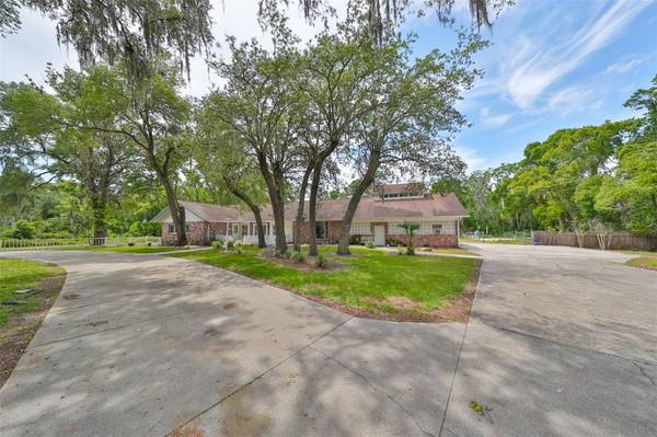 18816 HANNA RD, Lutz, FL 33549