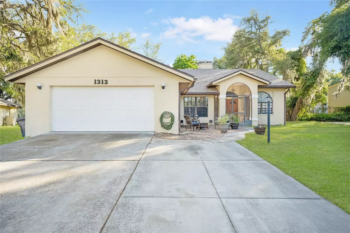 Lakeland, FL 33809,1313 COVEY CIR S