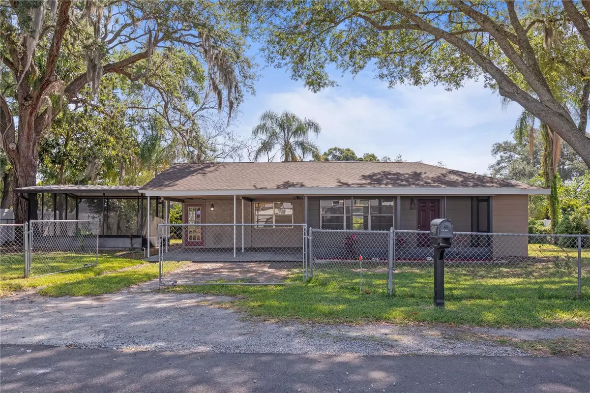 Seffner, FL 33584,2608 FAIRVIEW AVE