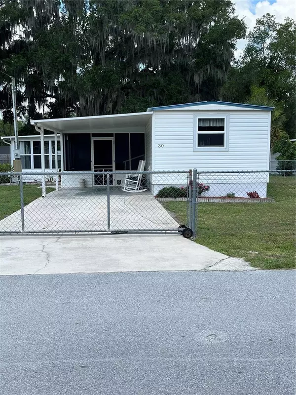 30 SW 1ST, Webster, FL 33597