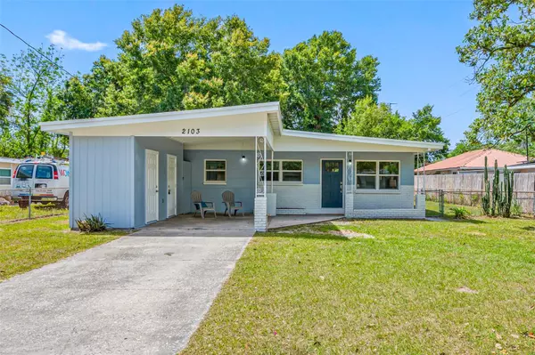 2103 E BOUGAINVILLEA AVE, Tampa, FL 33612
