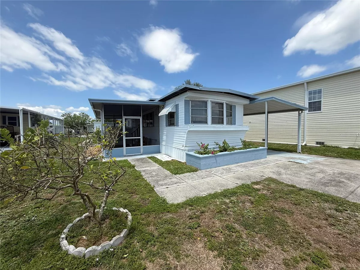 Apollo Beach, FL 33572,116 W SAINT JOHNS WAY