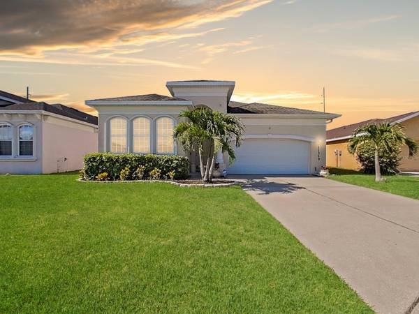 11329 SOUTHWIND LAKE DR, Gibsonton, FL 33534