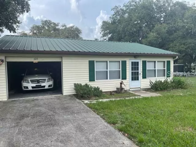 Seffner, FL 33584,606 VIRGINIA AVE