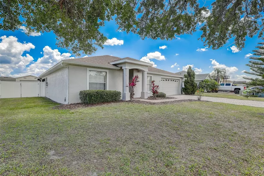 447 MAJESTIC GARDENS BLVD, Winter Haven, FL 33880