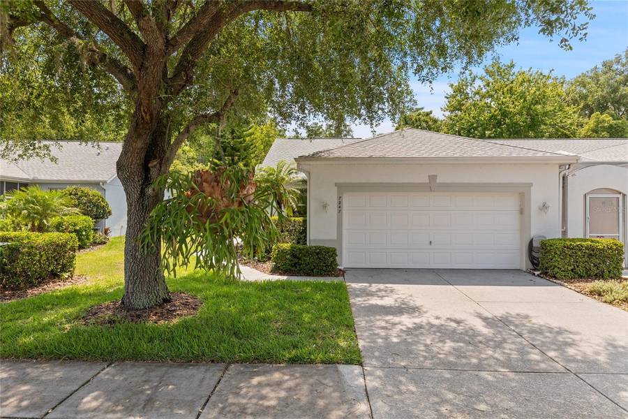 7247 CLEOPATRA DR, Land O Lakes, FL 34637