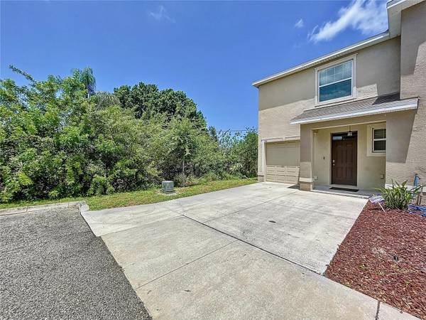 702 BARCLAY WOOD DR,  Ruskin,  FL 33570