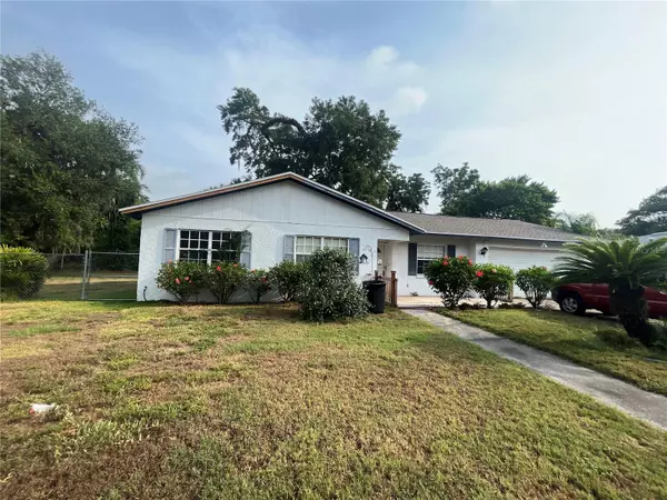 Seffner, FL 33584,2912 FOREST CIR