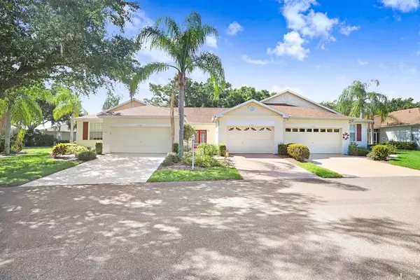 2325 NANTUCKET DR #39,  Sun City Center,  FL 33573