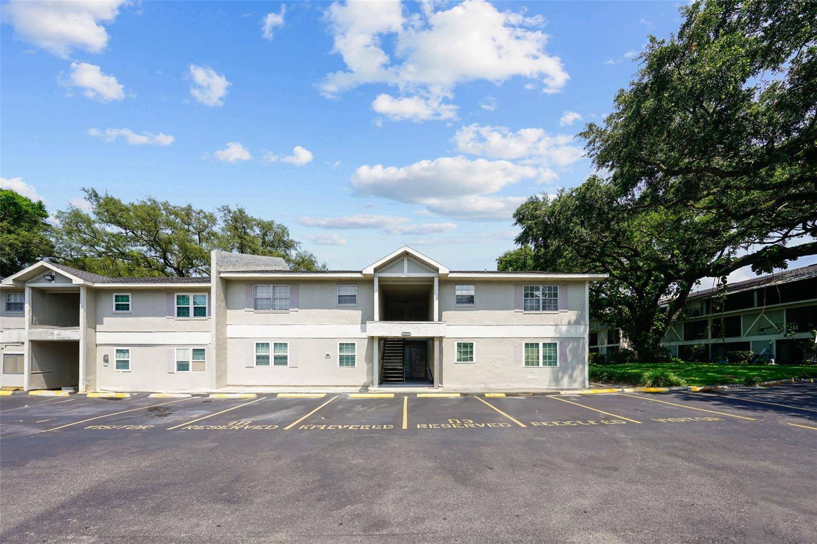 14472 REUTER STRASSE CIR #404,  Tampa,  FL 33613