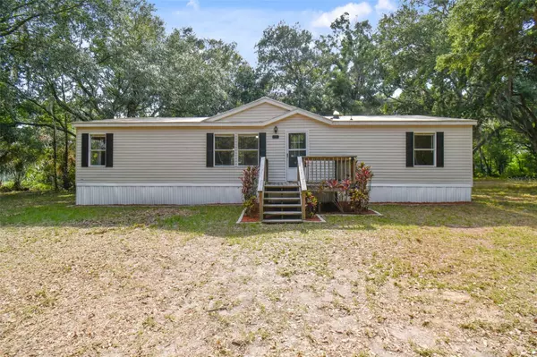 Lithia, FL 33547,8221 CAREY RD