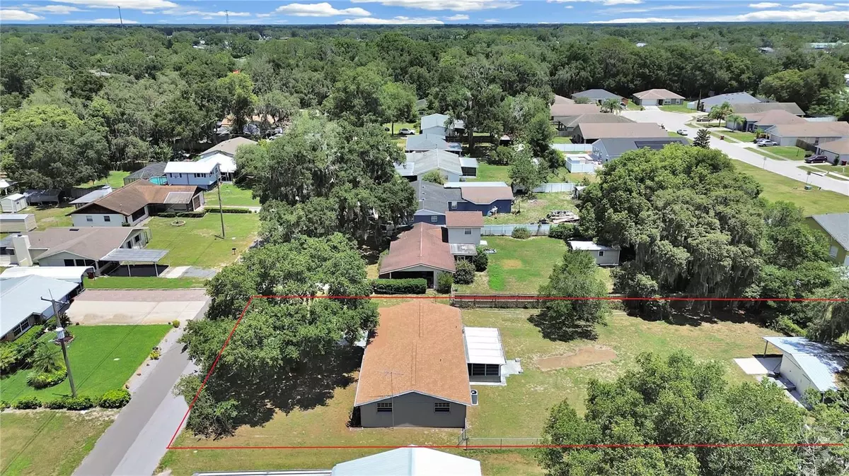 Plant City, FL 33563,304 EUNICE DR