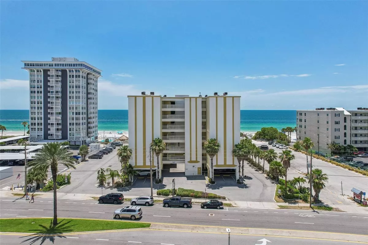 Redington Shores, FL 33708,17450 GULF BLVD #402