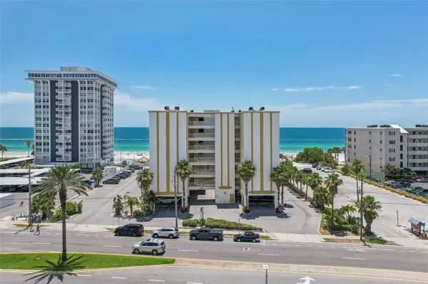 17450 GULF BLVD #402, Redington Shores, FL 33708