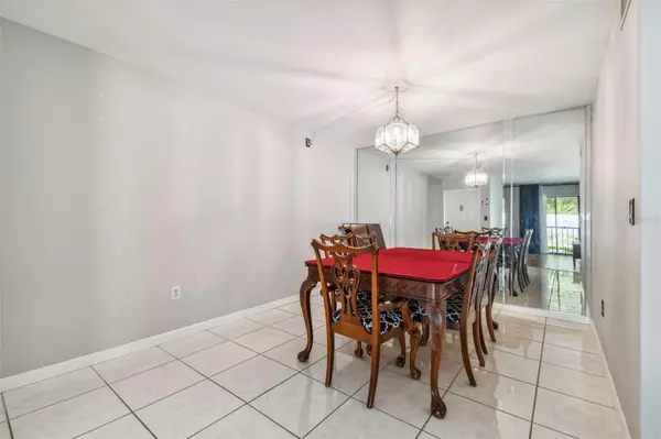 Tarpon Springs, FL 34688,3114 LAKE PINE WAY #H2