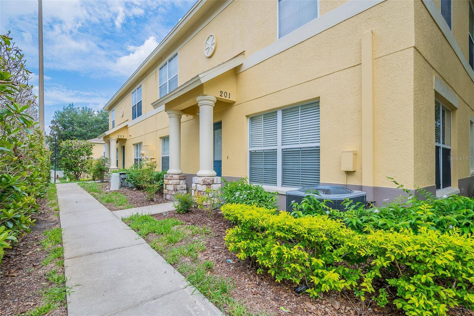 201 CASTLEKEEPER PL, Valrico, FL 33594