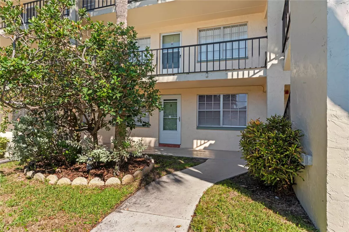 Seminole, FL 33772,11720 PARK BLVD #109