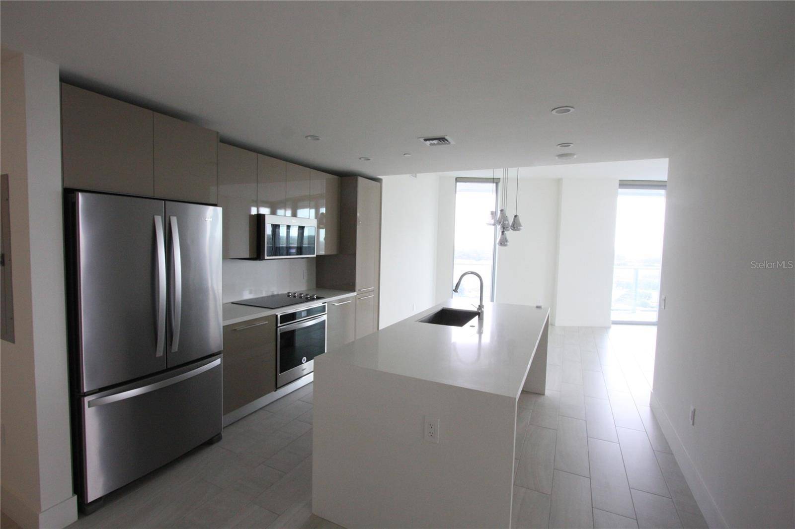 Sunrise, FL 33323,2000 METROPICA WAY #1609