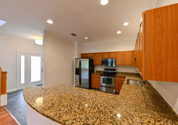 St Petersburg, FL 33716,277 VALENCIA CIR