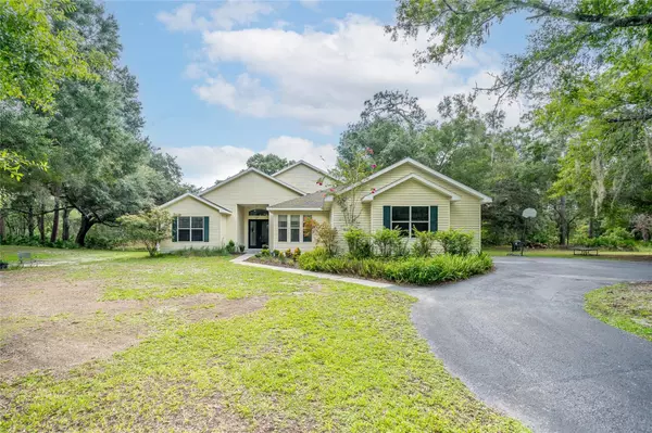 11933 PASCO TRAILS BLVD, Spring Hill, FL 34610