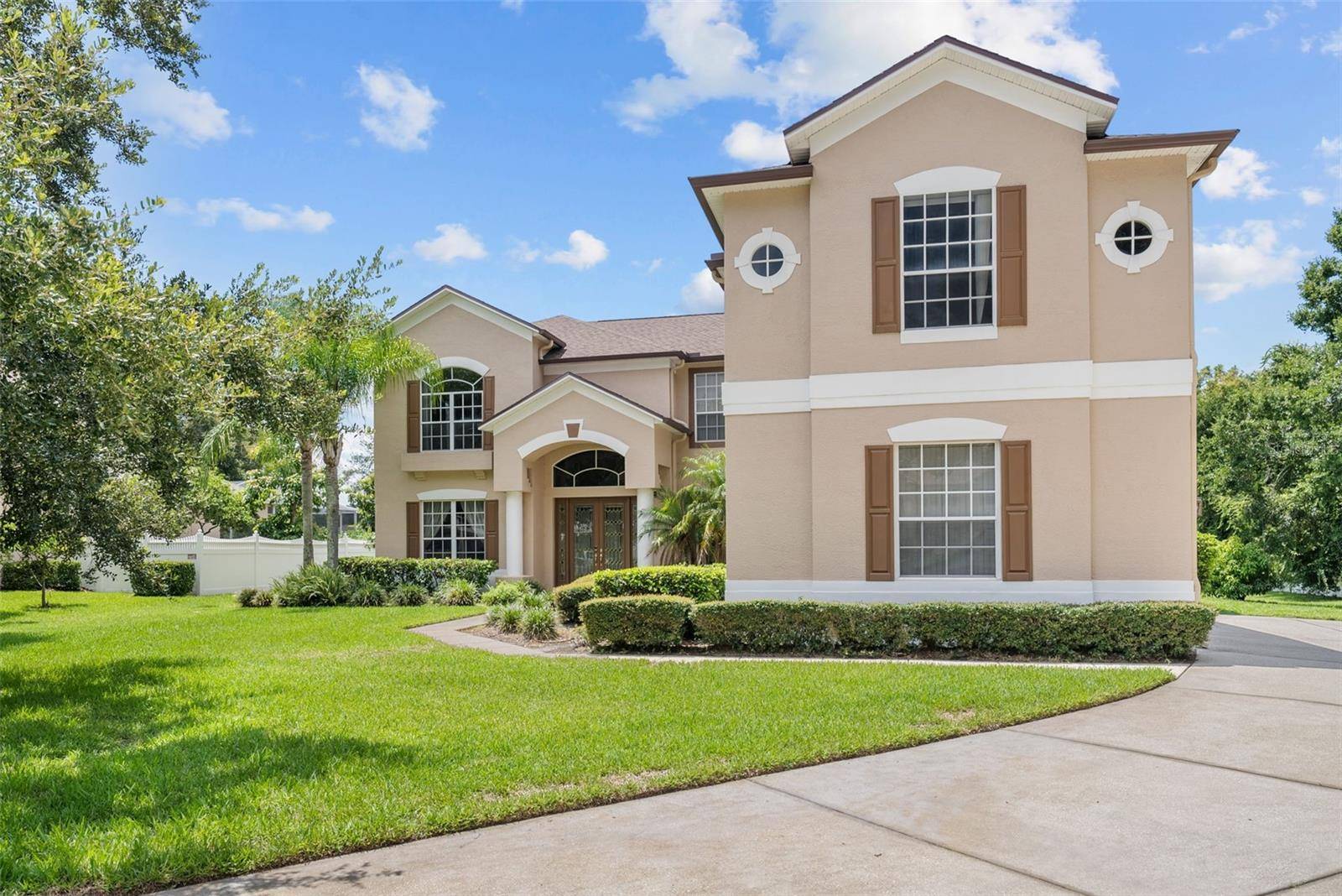 Brandon, FL 33511,212 EXCALIBUR CT