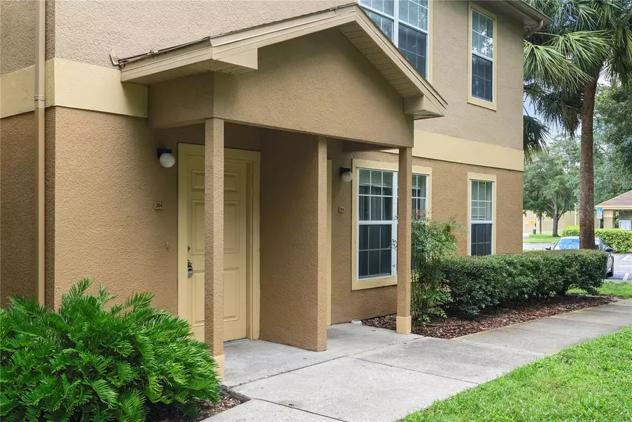 36138 LAKE CHASE BLVD #204, Zephyrhills, FL 33541