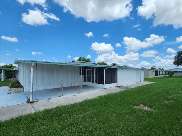 Zephyrhills, FL 33542,5326 AMANDA ST