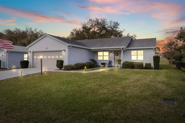 719 HEATHROW AVE, Lady Lake, FL 32159