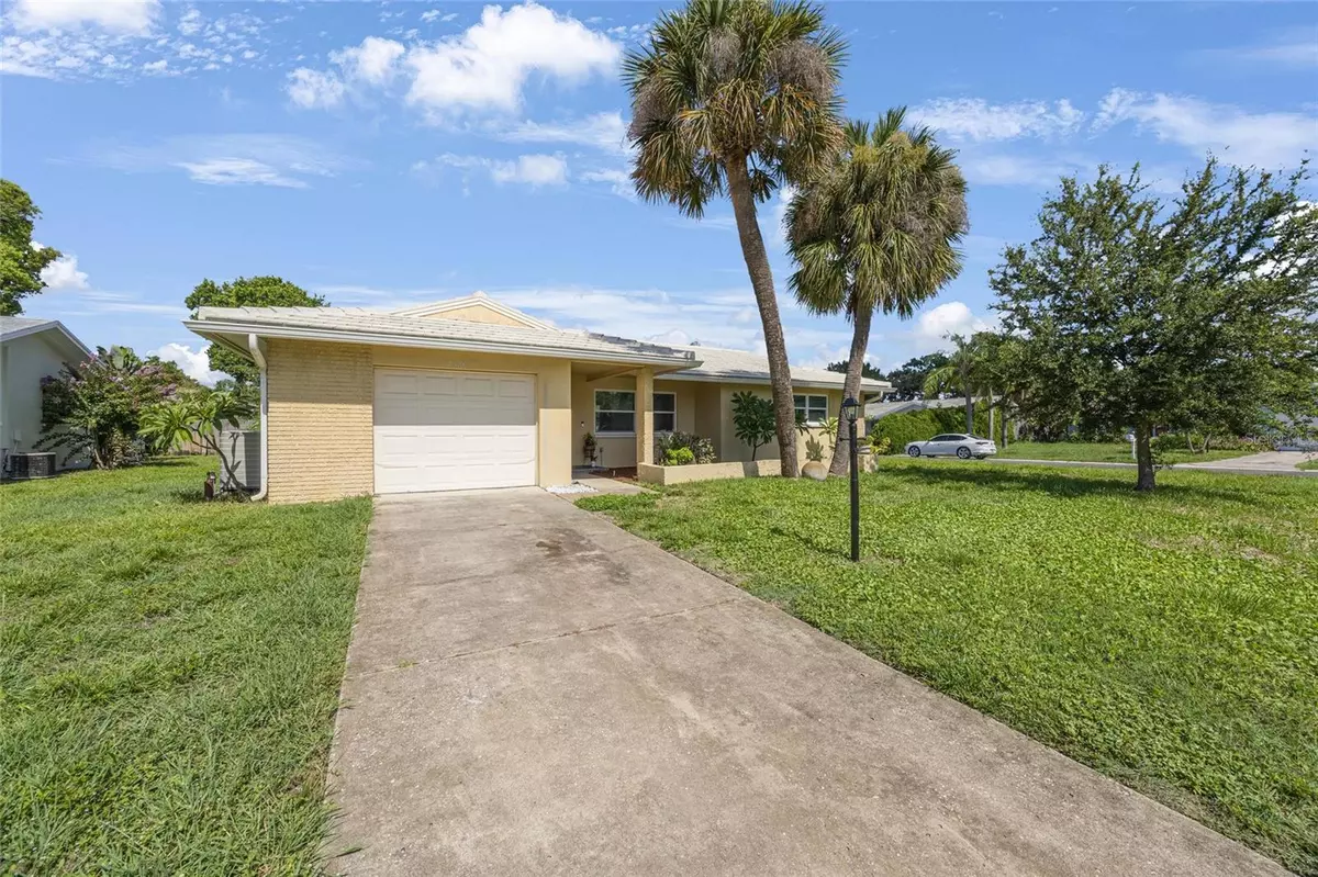 Clearwater, FL 33763,2586 BLACKWOOD CIR