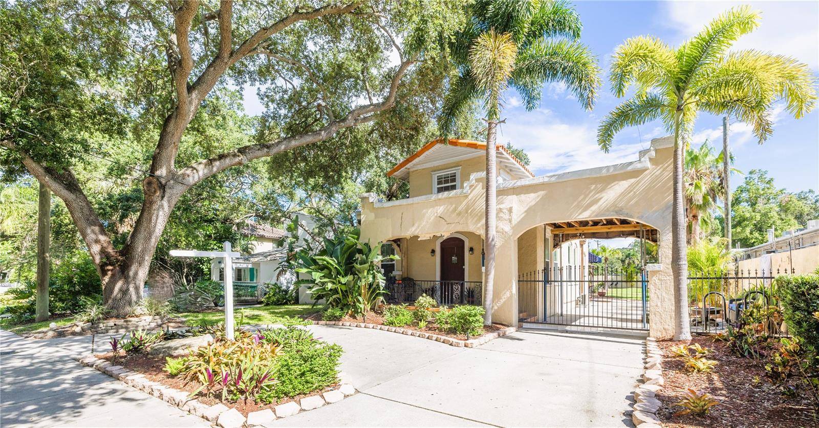 Tampa, FL 33611,3103 W WALLCRAFT AVE