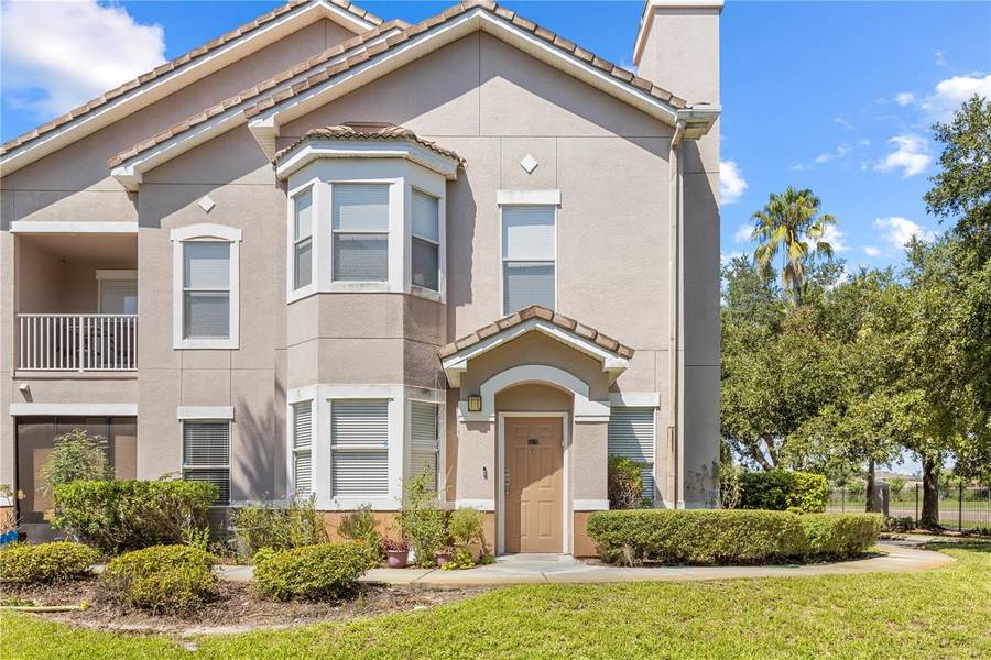 18078 VILLA CREEK DR #18078, Tampa, FL 33647