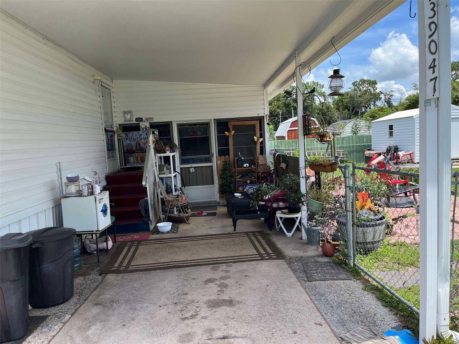 Zephyrhills, FL 33542,39047 HILLCREST DR