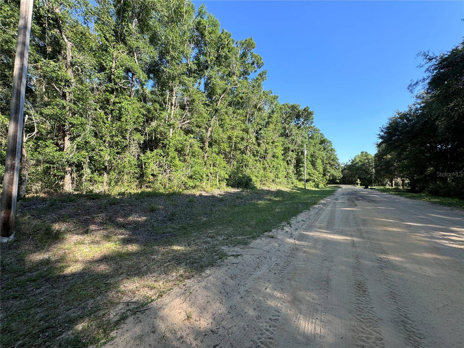 Interlachen, FL 32148,00 WALKER DR