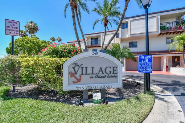 Clearwater Beach, FL 33767,240 WINDWARD PASSAGE #605