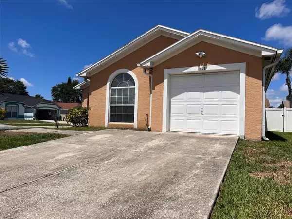 10102 CEDAR DUNE DR, Tampa, FL 33624