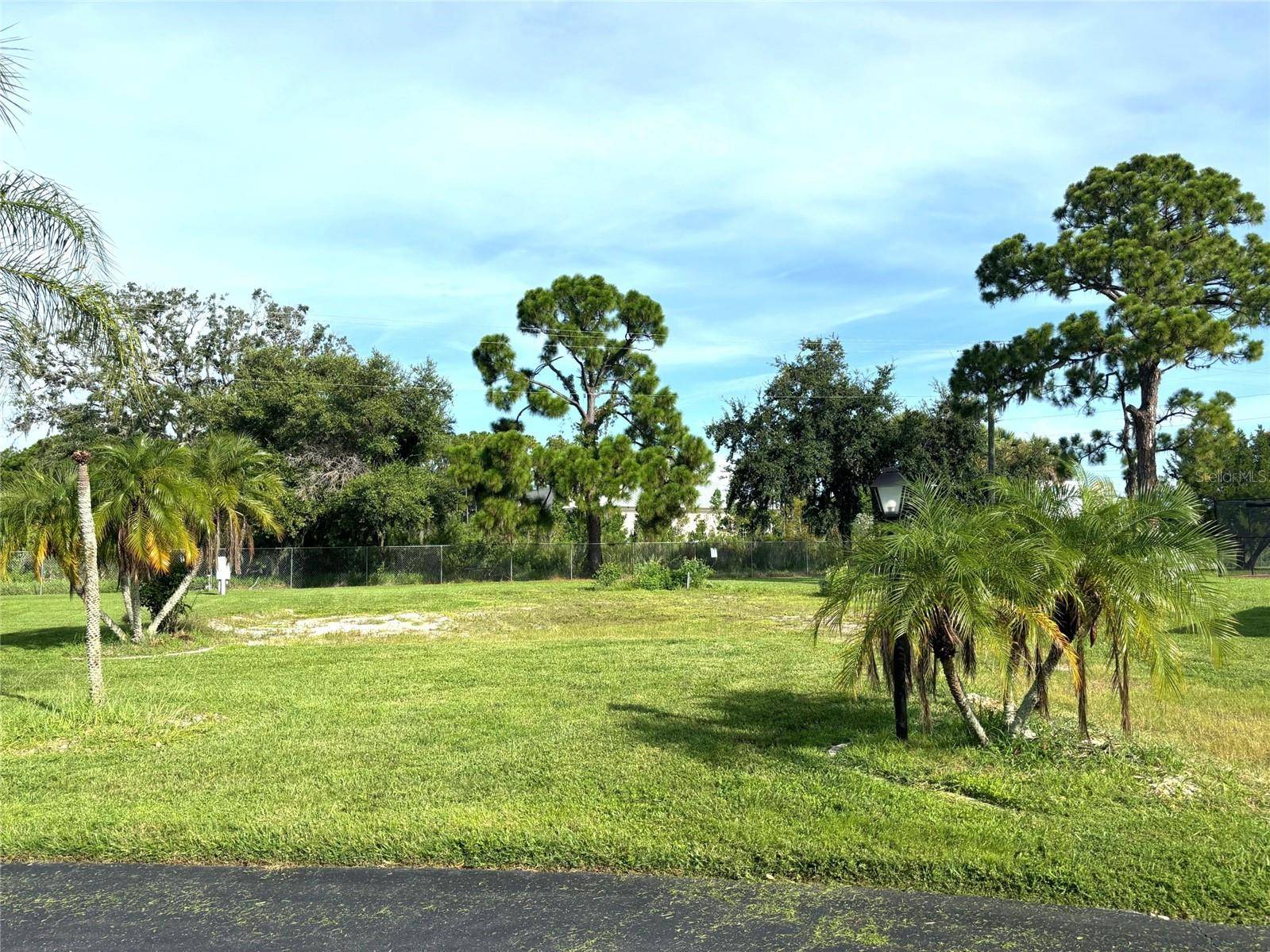 North Port, FL 34287,114 LA COSTA