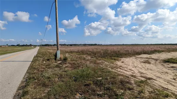 Sebring, FL 33870,1405 EO DOUGLAS AVE