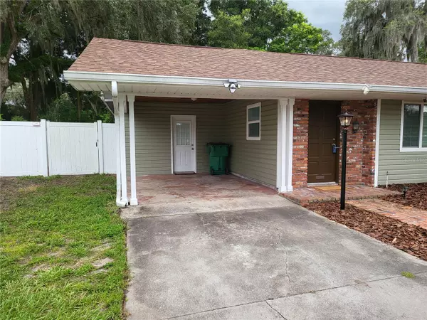 Zephyrhills, FL 33542,39014 MANOR DR