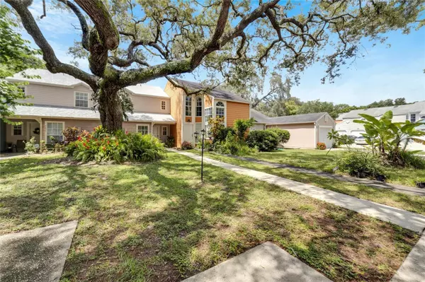 Tampa, FL 33612,9433 FOREST HILLS CIR