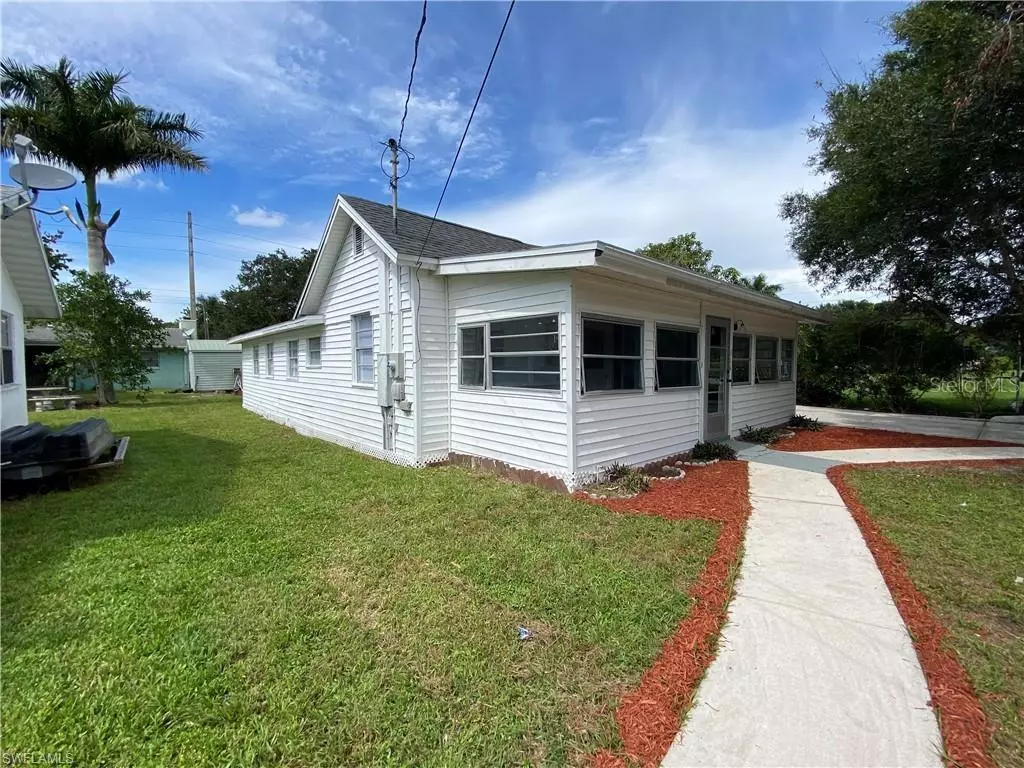 Punta Gorda, FL 33950,514 FITZHUGH AVE