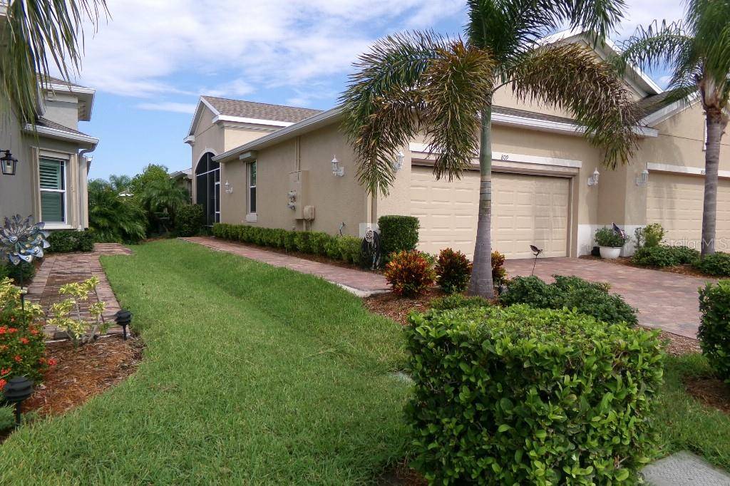 809 CHIPPER DR, Sun City Center, FL 33573