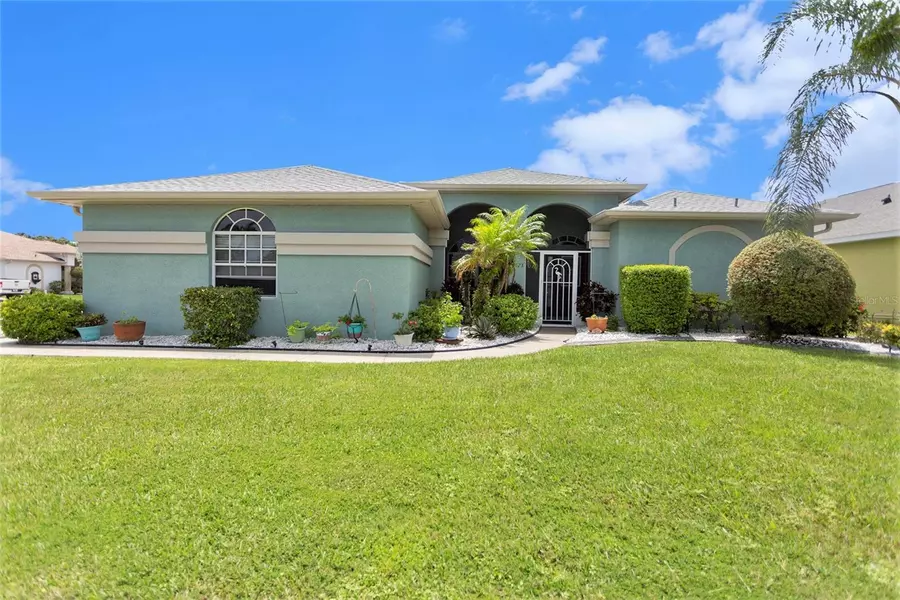 1623 VISTOSO LN, Sun City Center, FL 33573