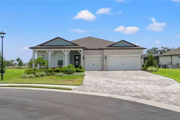 8514 COASTAL PALMS GLN, Parrish, FL 34219